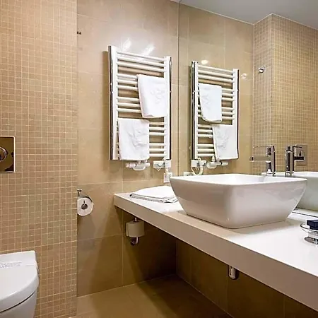 Hotel Bukovina 4*