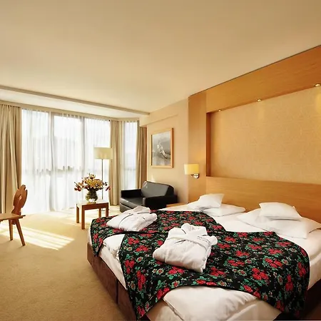 Hotel Bukovina 4*